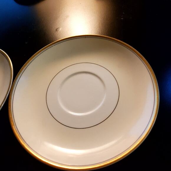 Vtg Tea Cup & Saucer Warranted Gold Rim Eggshell Nautilus U.SA D41N5 Small Sauc - Picture 2 of 4